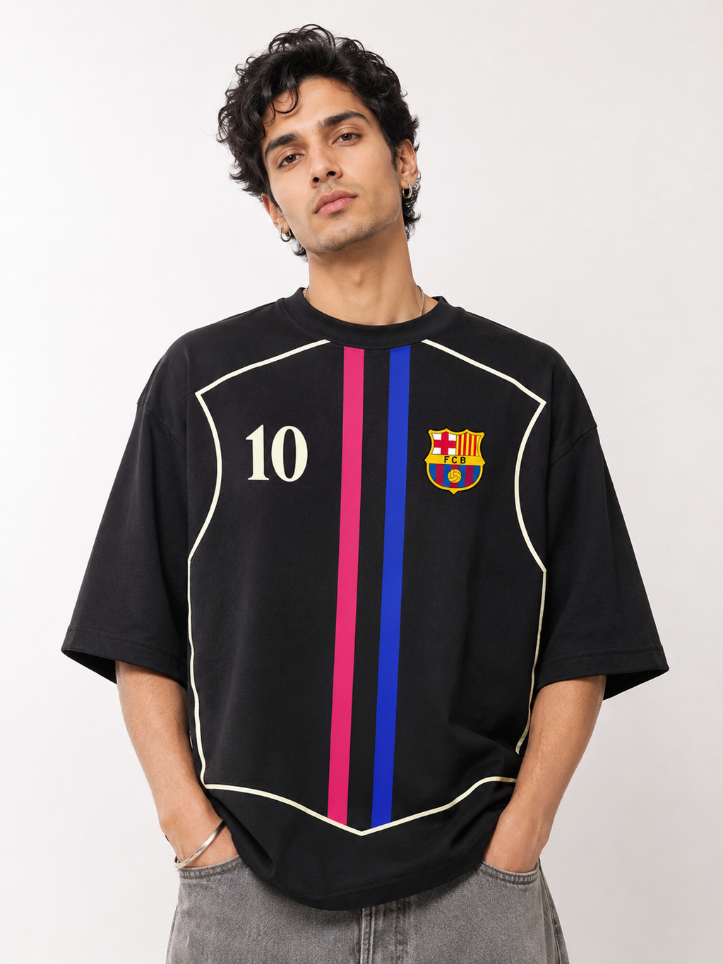 Barça Noir Oversized Tee – Black Edition