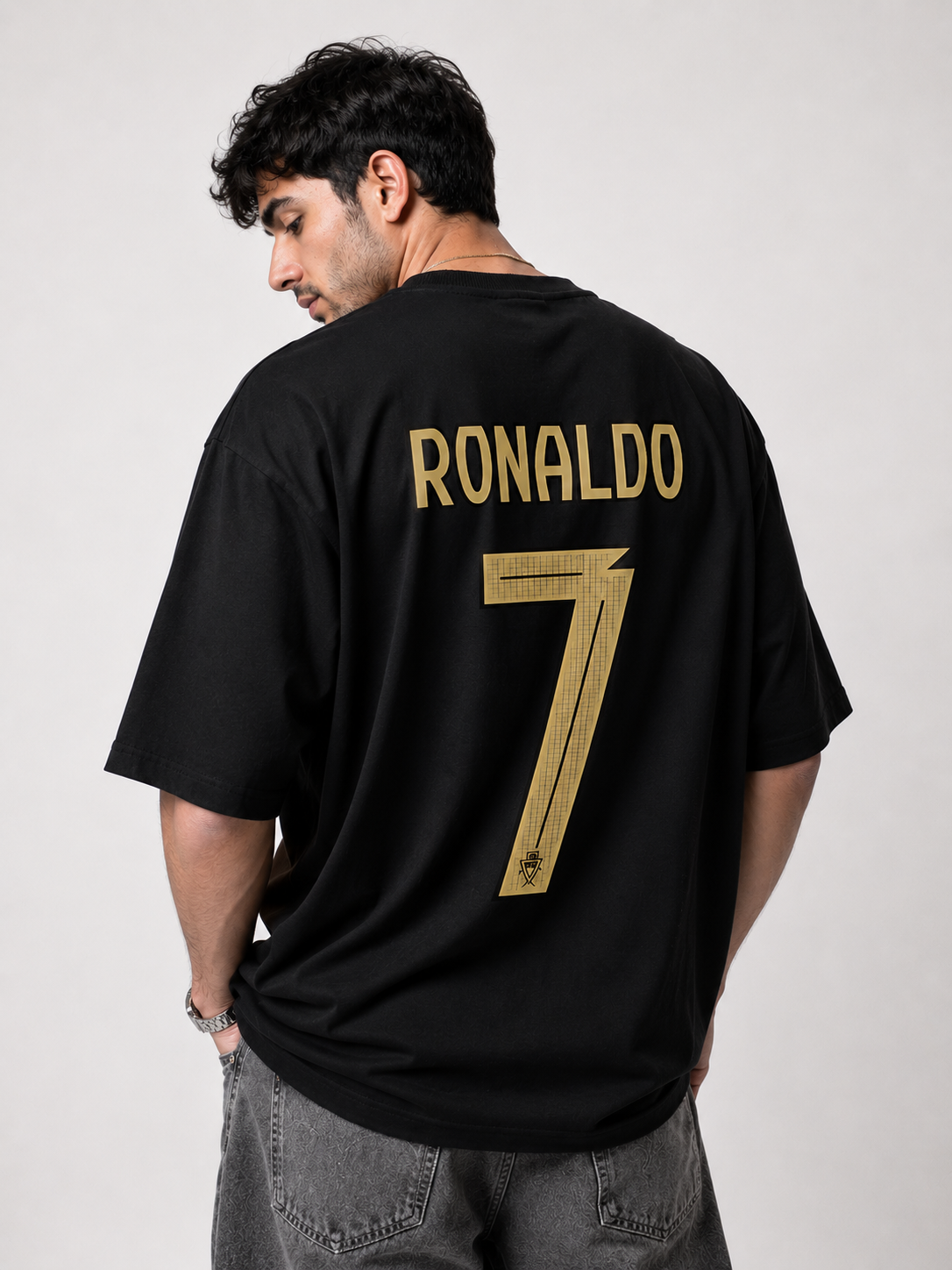 🇵🇹 Cristiano Ronaldo 7 Portugal Oversized T-Shirt – Black Gold Edition