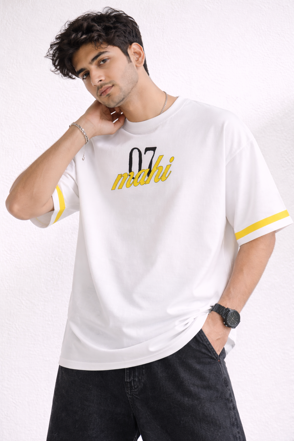 MAHI 07 Signature Oversized Tee white